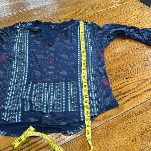 Lucky Brand mixed print boho top. Embroidery on sleeves and shoulders. Small. - Picture 8 of 11